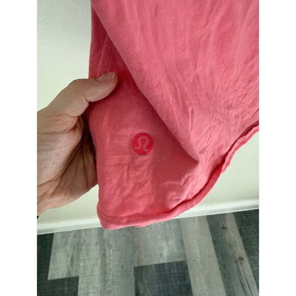 Lululemon Organic Cotton Straight Hem Crewneck Pink Tee Shirt Size Small - Picture 5 of 6